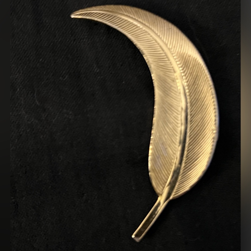 Feather Brooch - Picture 3 of 6